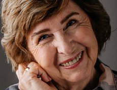 Галина Шипицына, 74 года: «Я не чувствую старости. Я все время среди молодых: дети, внуки. Для них я всегда полна энергии. В душе я всегда молодая. Внутри».