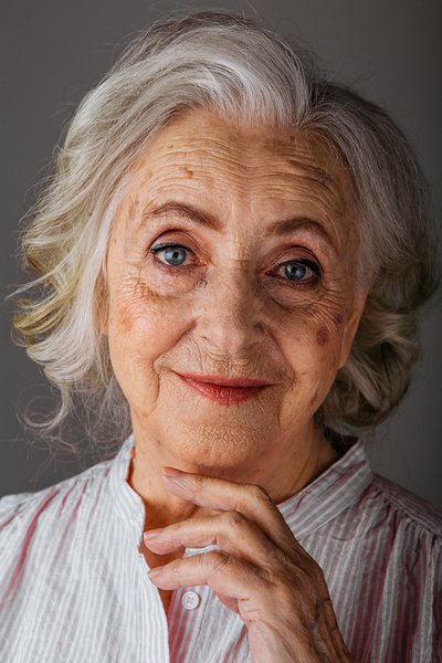 Маме 83 года. Бабушка 83 года. Женщины 83 год. Старая женщина. Красивые бабушки старше 70.