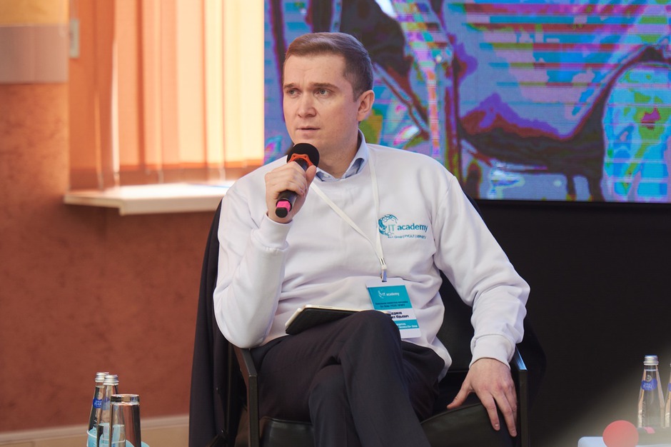 О преимуществах программы для студентов рассказал руководитель энергетического бизнеса Михаил Хардиков.