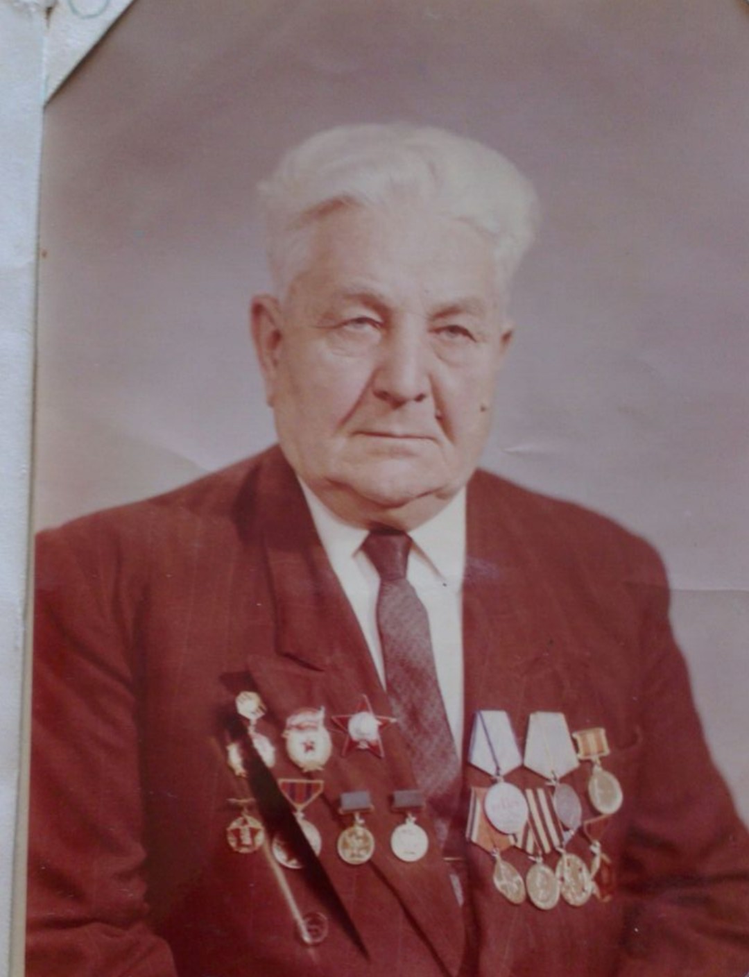 После войны Иван Михайлович написал два рассказа — воспоминания, как попал в плен, прошел концлагеря и участвовал в партизанском движении