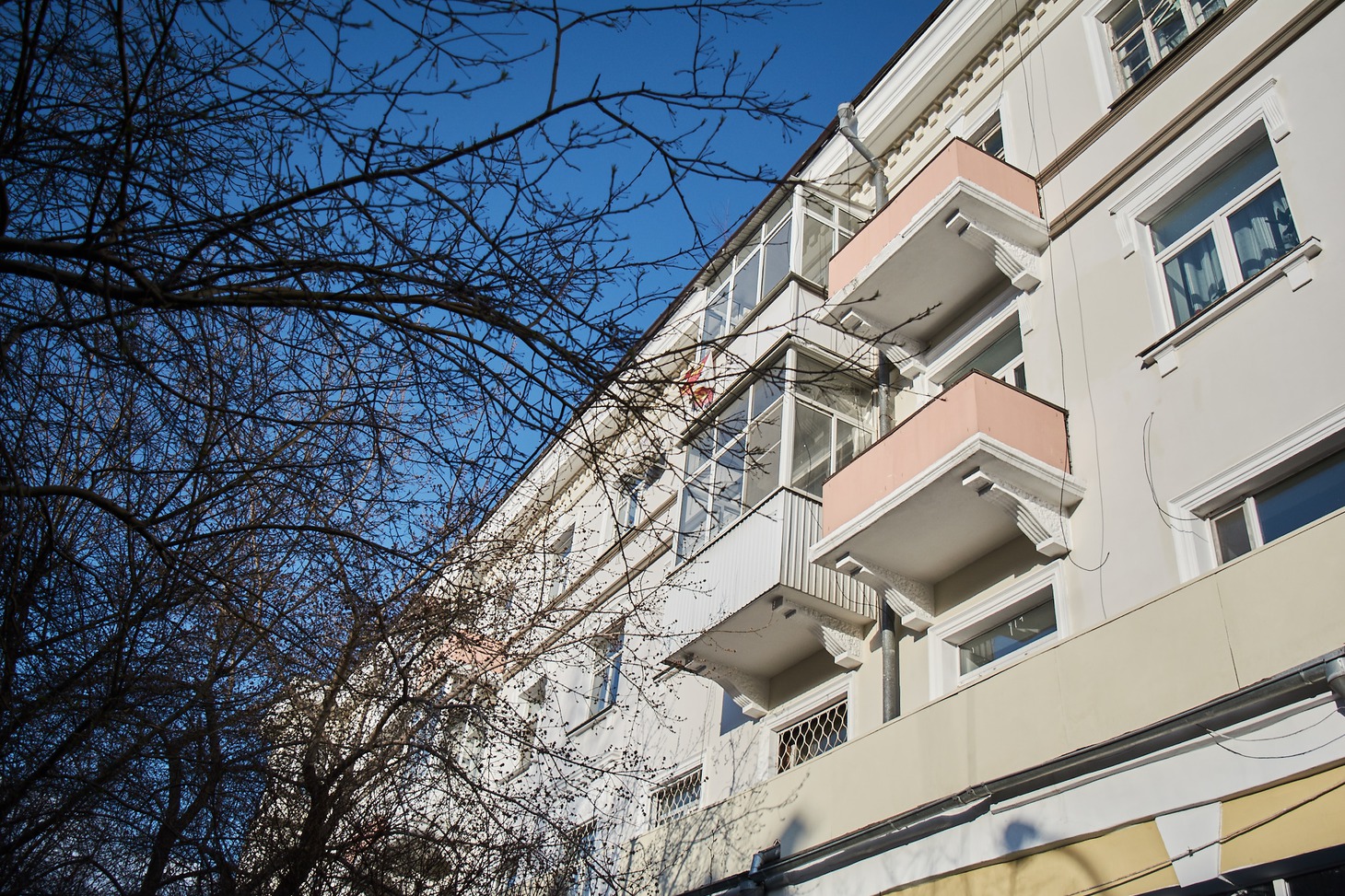 В доме 17 подъездов и 177 квартир