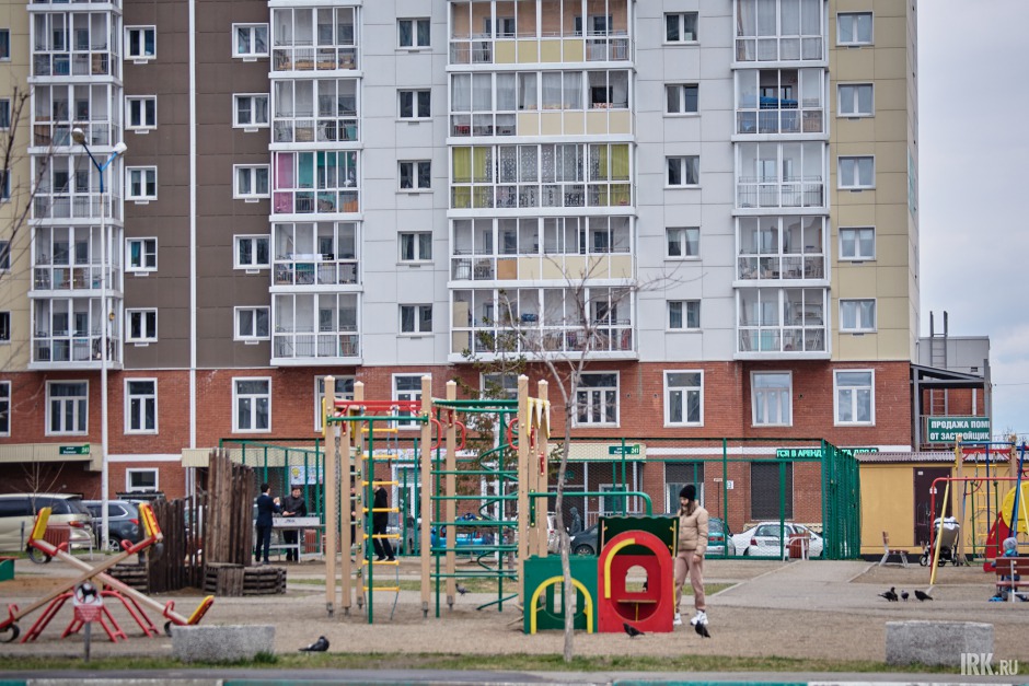 АО «УКС города Иркутска» возводит блок-секции второй очереди строительства в жилом районе «Эволюция»