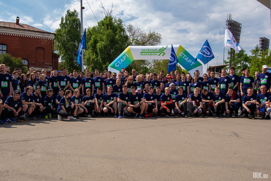 Участникам основного забега Зелёного марафона предстояло пробежать дистанцию 4,2 километра. Старт и финиш был в одной точке — возле стадиона «Труд».