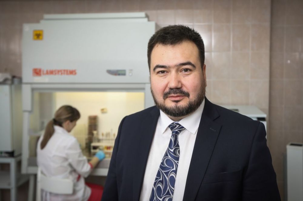 Как отметил Владимир Хабудаев, выделено дополнительное финансирование на закупку лекарств для инфекционных госпиталей и амбулаторных ковидных центров