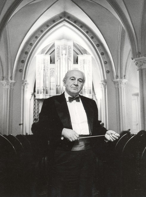 1995 год. Скрипач Лев Касабов, основатель и художественный руководитель в течение 20 с лишним лет камерного оркестра Иркутской областной филармонии