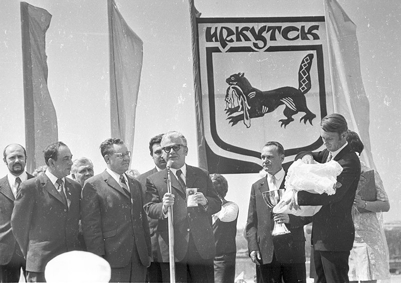 А это 500-тысячный иркутянин