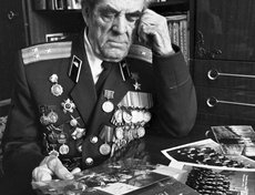 1992 год. Участник Великой Отечественной войны, Герой Советского Союза Василий Петрович Лызин