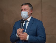 Игорь Кобзев: «Надо всегда думать о лучшем. Вера в лучшее способна сделать невозможное. Сегодня я услышал много аплодисментов и аплодировал сам от чистого сердца. Я восхищён и преклоняюсь перед профессионализмом врачей».