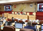 В зале заседания Законодательного собрания Иркутской области. Фото предоставлено пресс-службой областного парламента