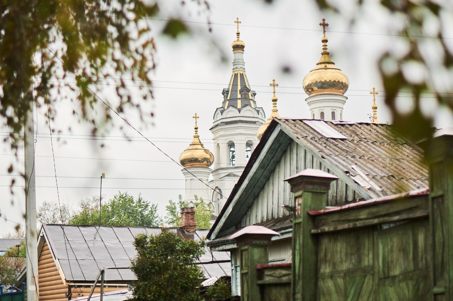 Князе-Владимирский монастырь, вид с улицы Менделеева