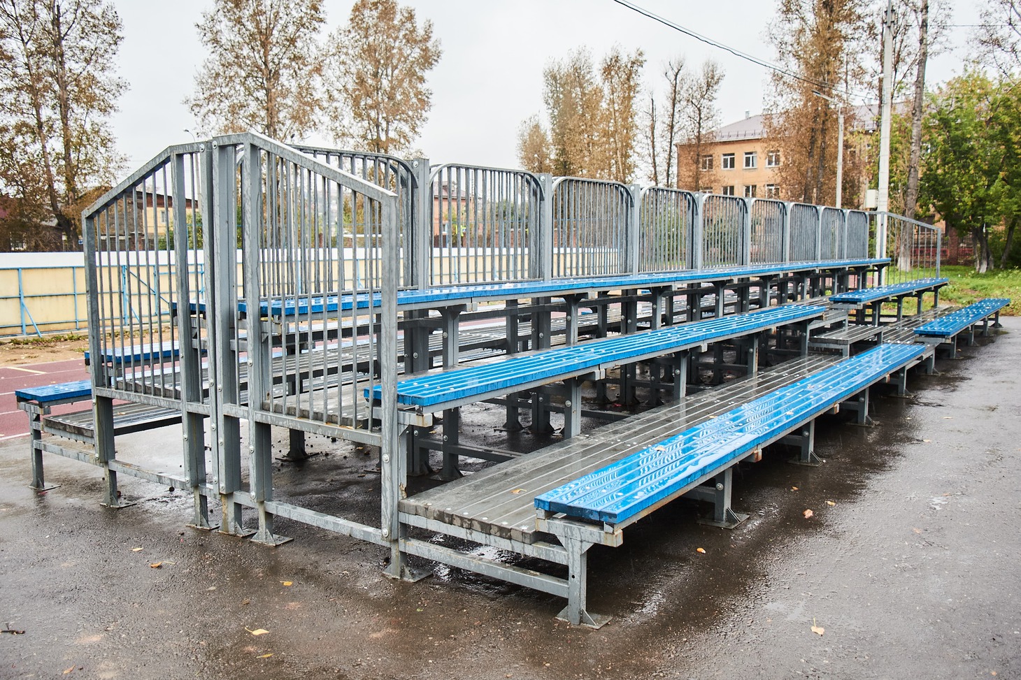 Администрация Иркутска помогла с установкой трибун