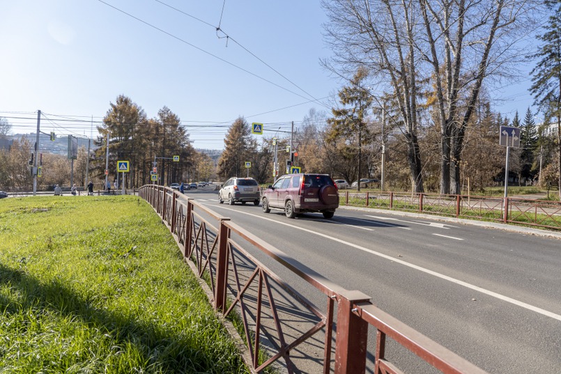 В 2021 году привели в порядок улицу Мелентьева, одну из главных улиц округа №32