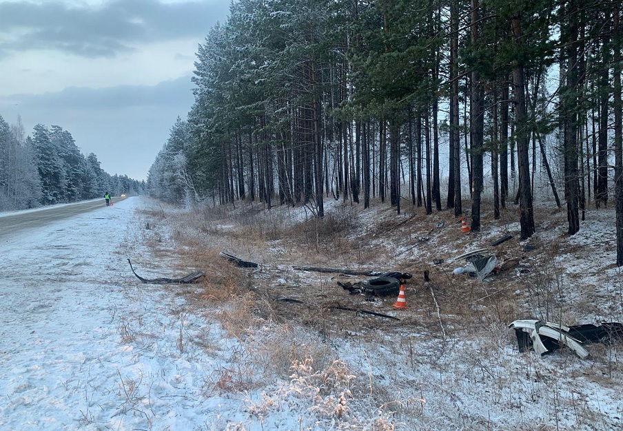 В результате аварии один пассажир погиб