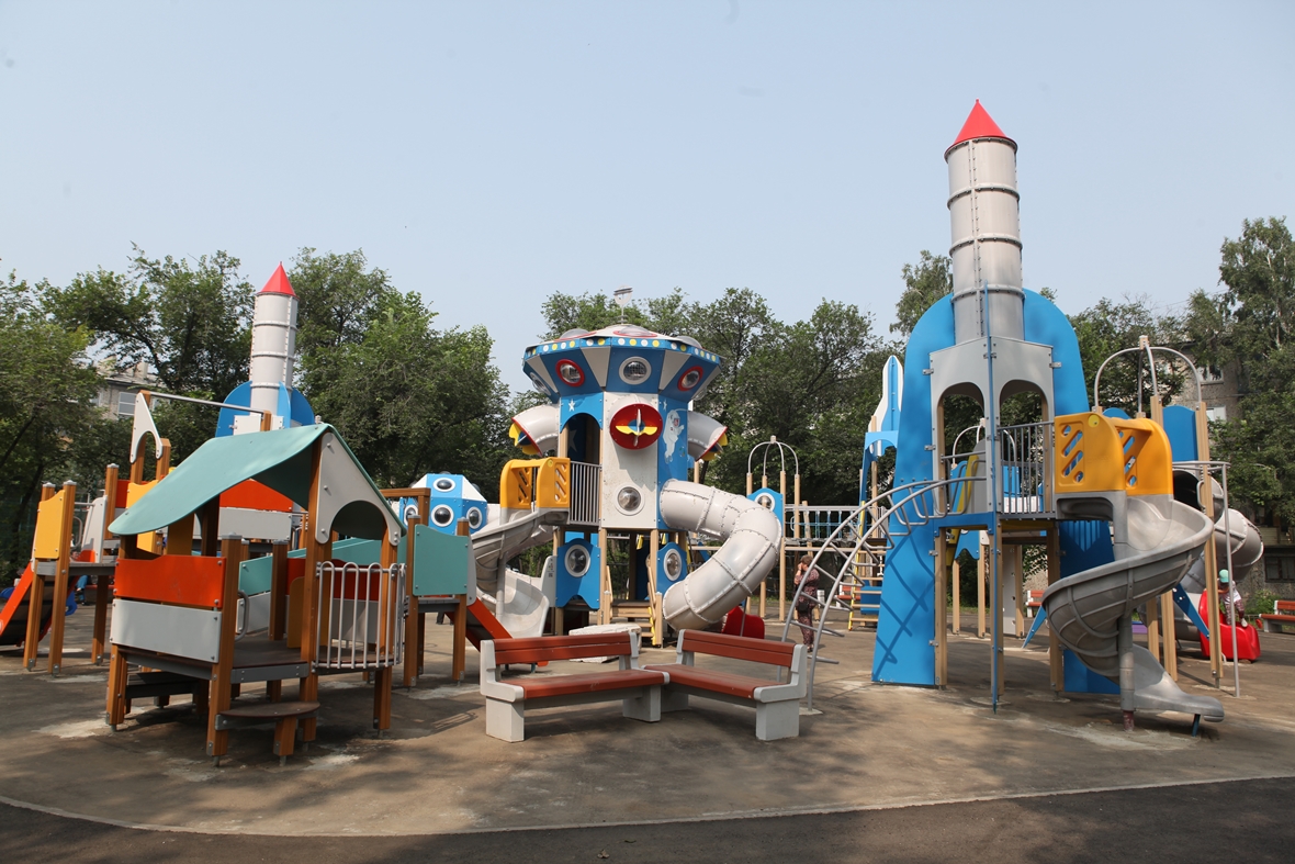 Бульвар Рябикова, 5