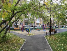 Обновлённый двор по адресу: Марата, 15