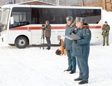На полигоне под Иркутском прошли учения спецподразделений Росгвардии, МЧС и Следственного комитета РФ.