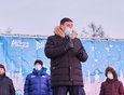 Руслан Болотов, мэр Иркутска: «Иркутск — город студенческий. У нас около 100 тысяч студентов. Мы гордимся своими вузами и ссузами, своими преподавателями, молодёжью. Вы талантливы, молоды, амбициозны. Вам открыты все пути. И вы — будущее нашего города».