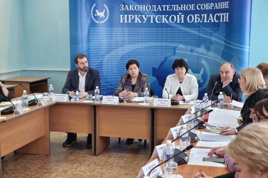 «Сейчас необходимо вытащить среднее профессиональное образование из финансирования по остаточному принципу», – подытожил Александр Ведерников