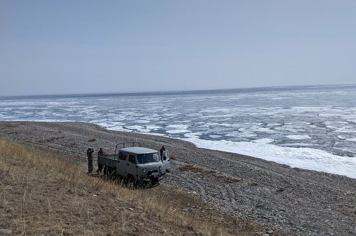 На самых популярных маршрутах Прибайкальского нацпарка за соблюдением запрета следят патрульные группы. Фото пресс-службы ФГБУ «Заповедное Прибайкалье»