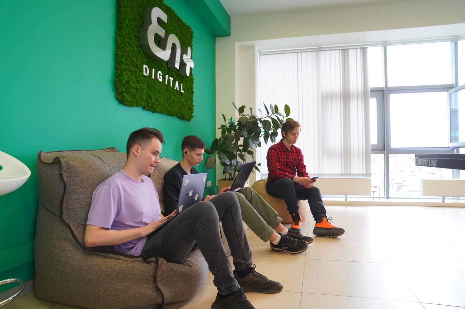 Пример иркутского опыта взят на вооружение в Красноярске. Ожидается, что Академия IT вскоре появится в других крупнейших вузах региона