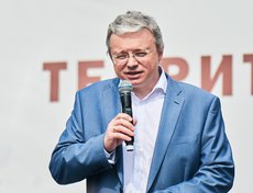 Исполняющий обязанности министра здравоохранения Иркутской области Алексей Шелехов.