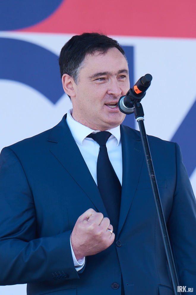 Руслан Болотов: «Сибиряки вместе со всеми россиянами достойно отвечают вызовам времени. Трудности делают нас более сильными. А любовь к Родине помогает с честью пройти все испытания».