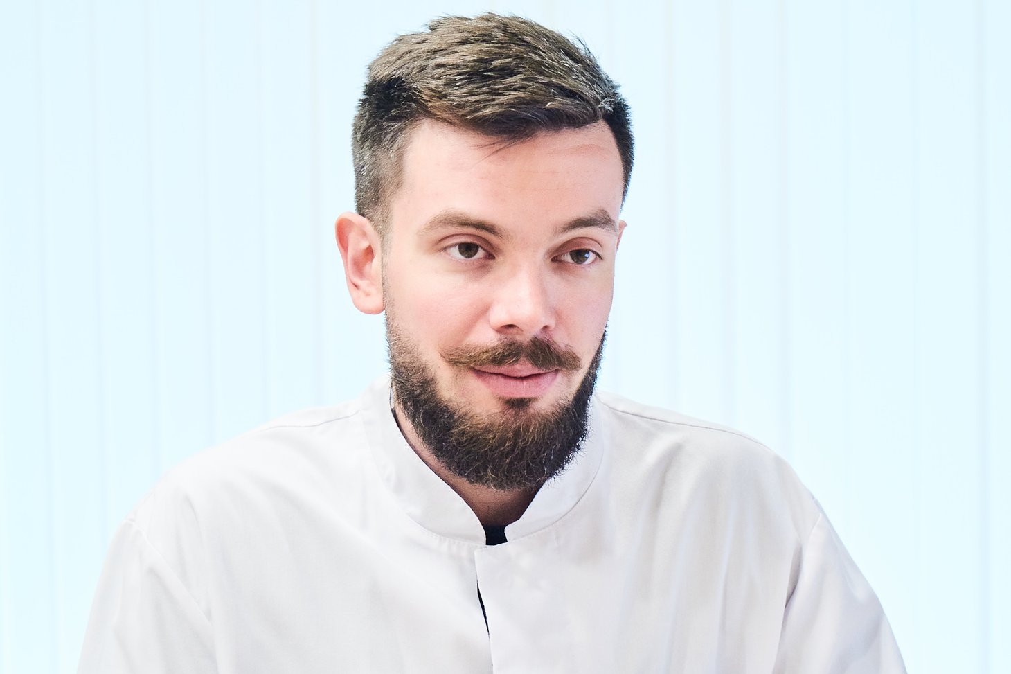 «Я подумал, что забыл снять линзы. Но нет — это моё зрение»