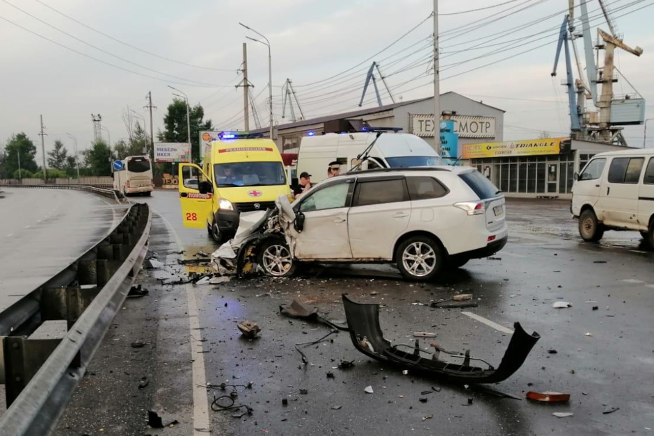 ДТП в Иркутске на улице Сурнова