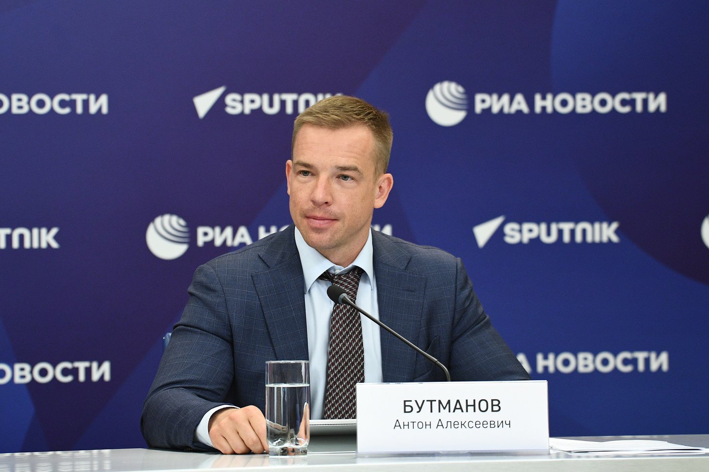 Антон Бутманов