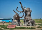 Скульптура «Мамонты» в Усольском районе. Фото Маргариты Романовой, IRK.ru