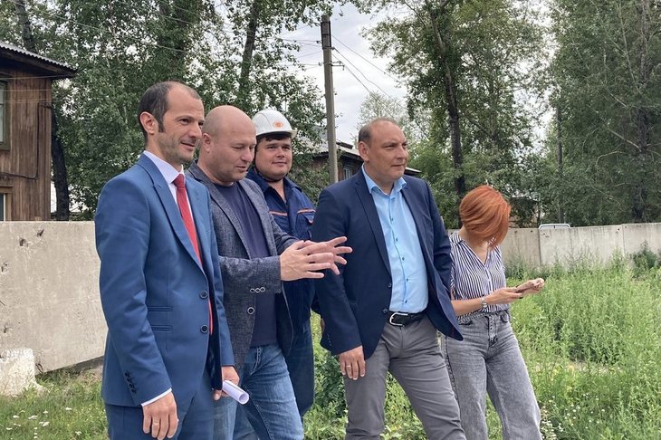 Министр строительства посетил стройплощадку в Усолье-Сибирском. Фото пресс-службы правительства Иркутской области
