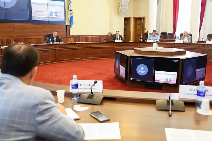 Заседание штаба. Фото пресс-службы правительства Иркутской области