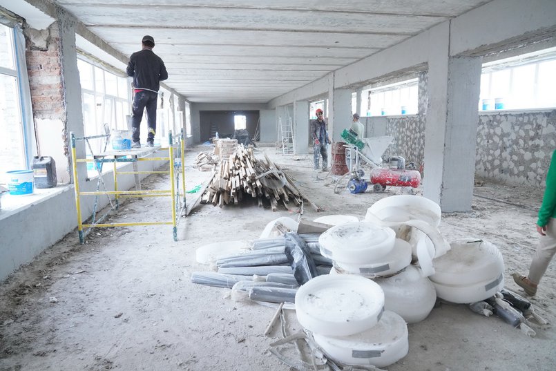 В Усть-Илимске начался капитальный ремонт бывшего здания терапевтического отделения горбольницы