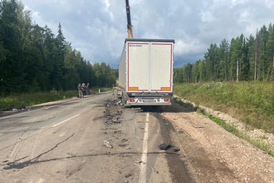 ДТП недалеко от поселка Хребтовая в Нижнеилимском районе