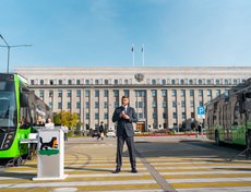 Евгений Стекачев, председатель думы города Иркутска: Благодаря командной работе впервые за современную историю города мы получаем такое количество нового транспорта