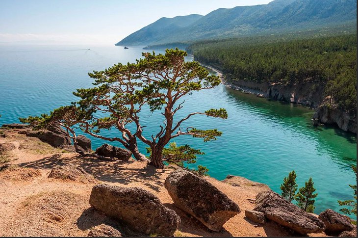 Озеро Байкал. Фото с сайта placepic.ru