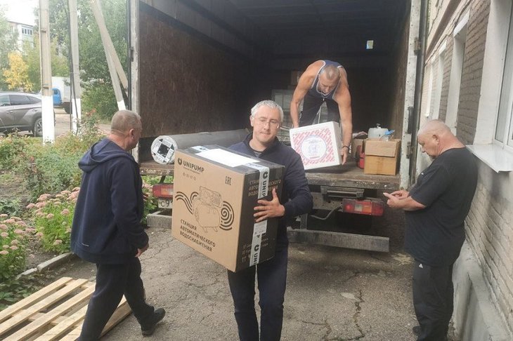 В Кировск доставили гуманитарную помощь. Фото из телеграм-канала правительства Иркутской области