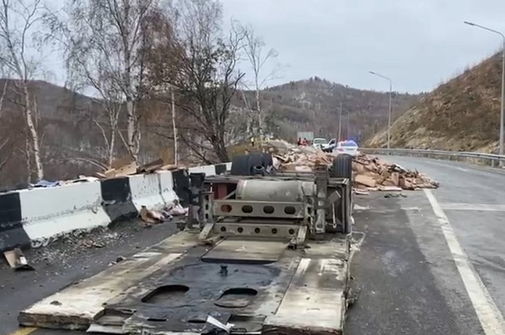 Авария в Слюдянском районе. Скриншот с видео Госавтоинспекции Иркутской области