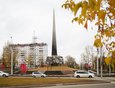 На Байкальском кольце завершился монтаж стелы «Иркутск — город трудовой доблести».