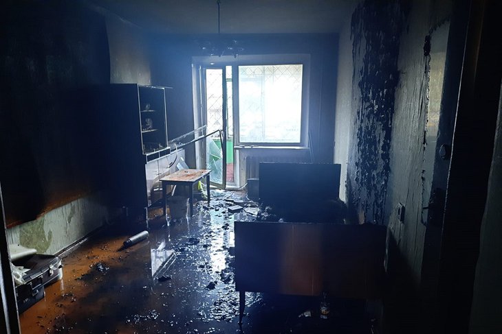 В Тулуне женщина погибла на пожаре из-за курения в постели | Новости ...