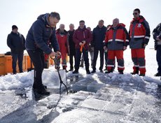 Подготовка к запуску глубоководного нейтринного телескопа на Байкале