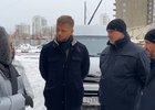 Руслан Болотов и Евгений Стекачев побывали на стройплощадке в Ново-Ленино. Скриншот видео из телеграм-канала Руслана Болотова