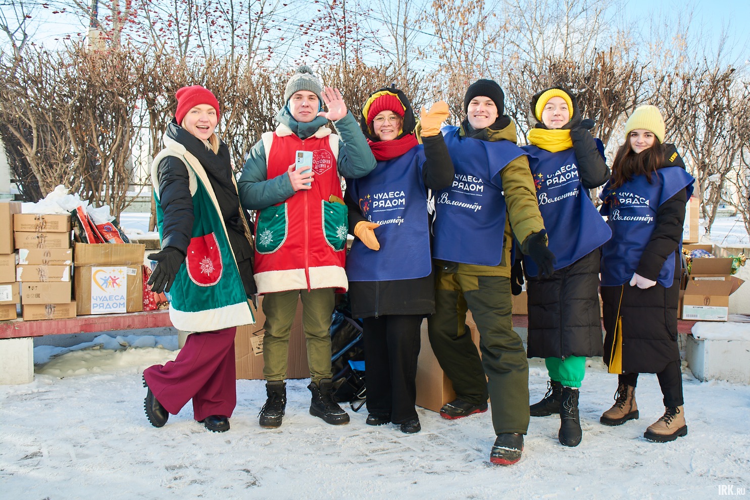 5 декабря в России отмечают День волонтёра. Акцией в Детской областной больнице добровольные помощники открыли счёт новогодним мероприятиям.