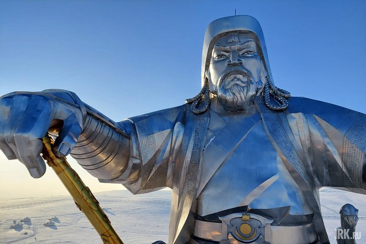 Памятник Чингисхану. Фото Екатерины Емелиной, IRK.ru