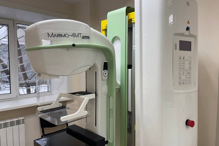 Новый маммограф в поликлинике Иркутской городской клинической больницы №1. Фото пресс-службы правительства региона
