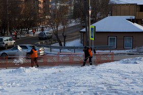 Уборка снега в Иркутске. Фото из архива IRK.ru