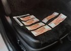 Взятка. Фото пресс-службы ГУ МВД России по Иркутской области