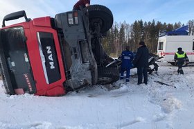 Авария в Нижнеудинском районе. Фото пресс-службы ГУ МВД России по Иркутской области