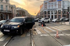 Авария на пересечении Карла Маркса и Ленина, в которой погиб мотоциклист. Фото Госавтоинспекции Иркутска