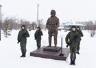 Памятник Василию Потапову в Усолье-Сибирском. Фото пресс-службы управления Росгвардии по Иркутской области